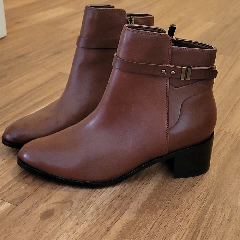 Chelsea boots